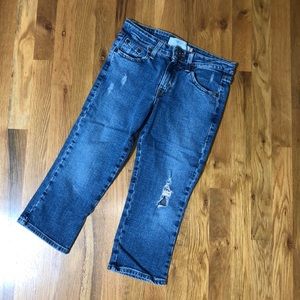 Levi’s Capris Size 1